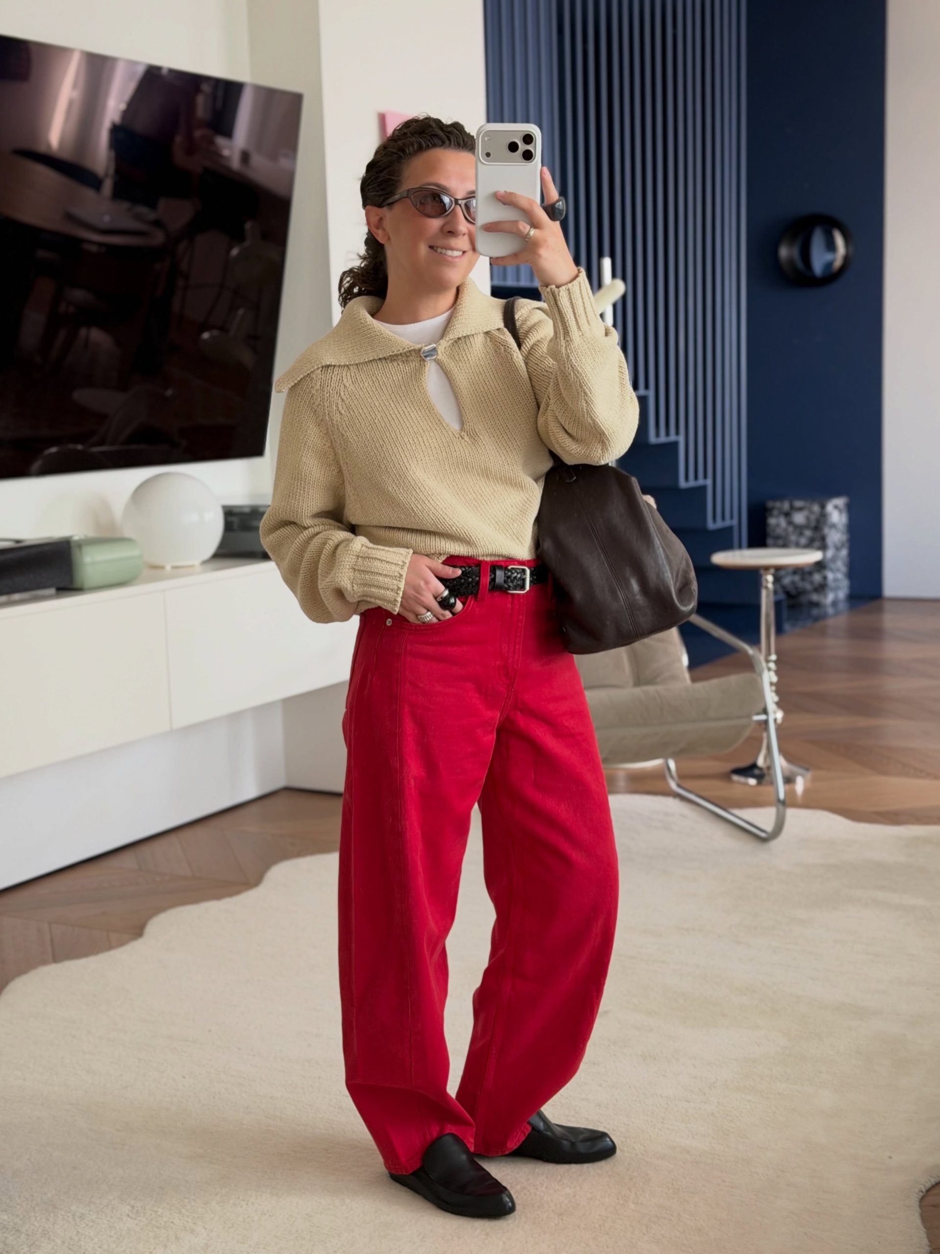 Najveći trend s pisti Njujorka su neobične pantalone 11 image 8360354 scaled