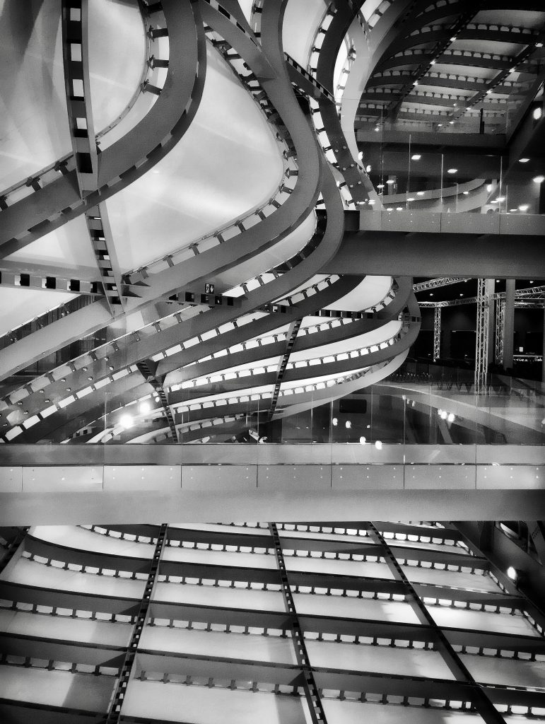 massimo virgilio W2HQzqawDo8 unsplash