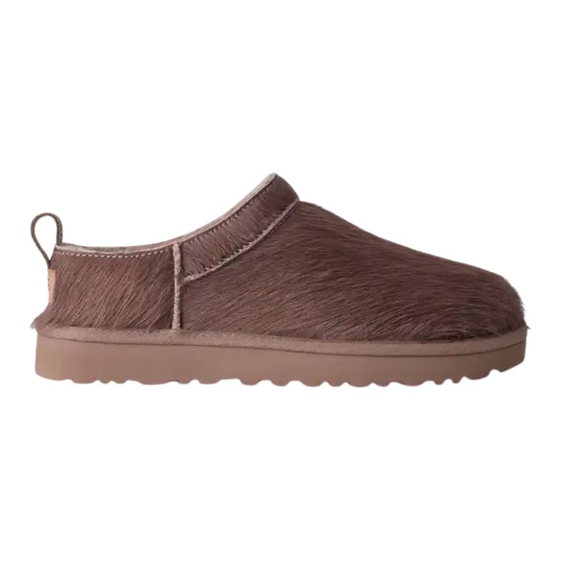 Bela Hadid nosi čizme kojima se vraćamo svake jeseni 10 zenske cizme ugg classic micro calf hair 1180417 CRBO