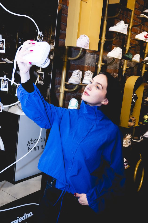 ASICS x TIKE: Pridružili smo se proslavi 10 godina pokreta - i stajanje nije u planu 39 BURO TIKE X ASICS 78