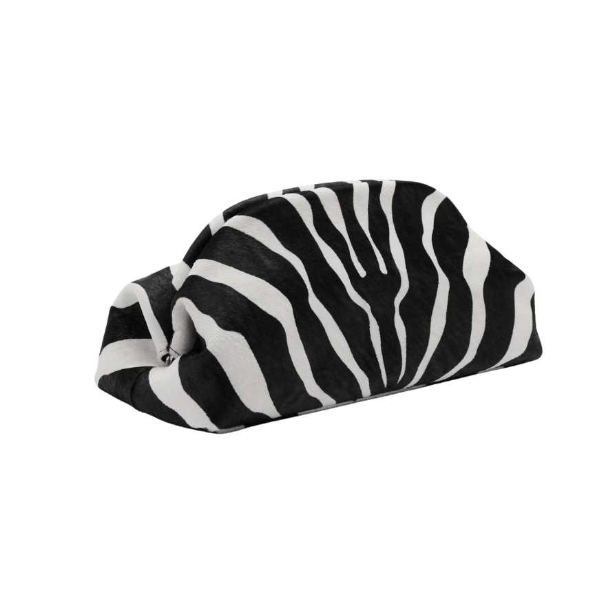 7 načina da izgledate neverovatno kul uz zebra print ove jeseni 20 Zebra print je u fokusu za 2026